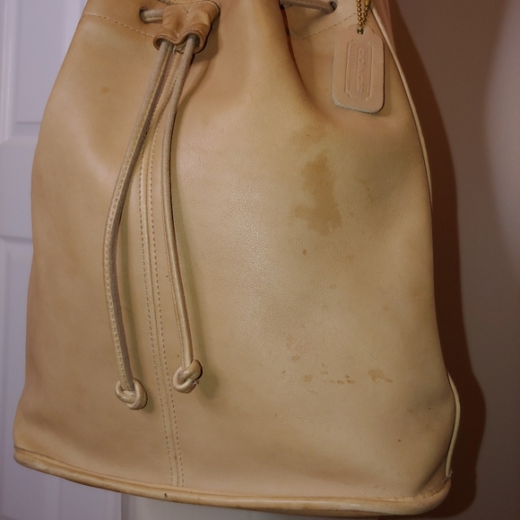 Coach vintage yellow/tan leather drawstring bucket bag 272-9933 - Picture 13 of 13
